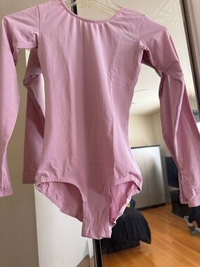Girls' Long-Sleeve Ballet Bodysuit in Light Pink